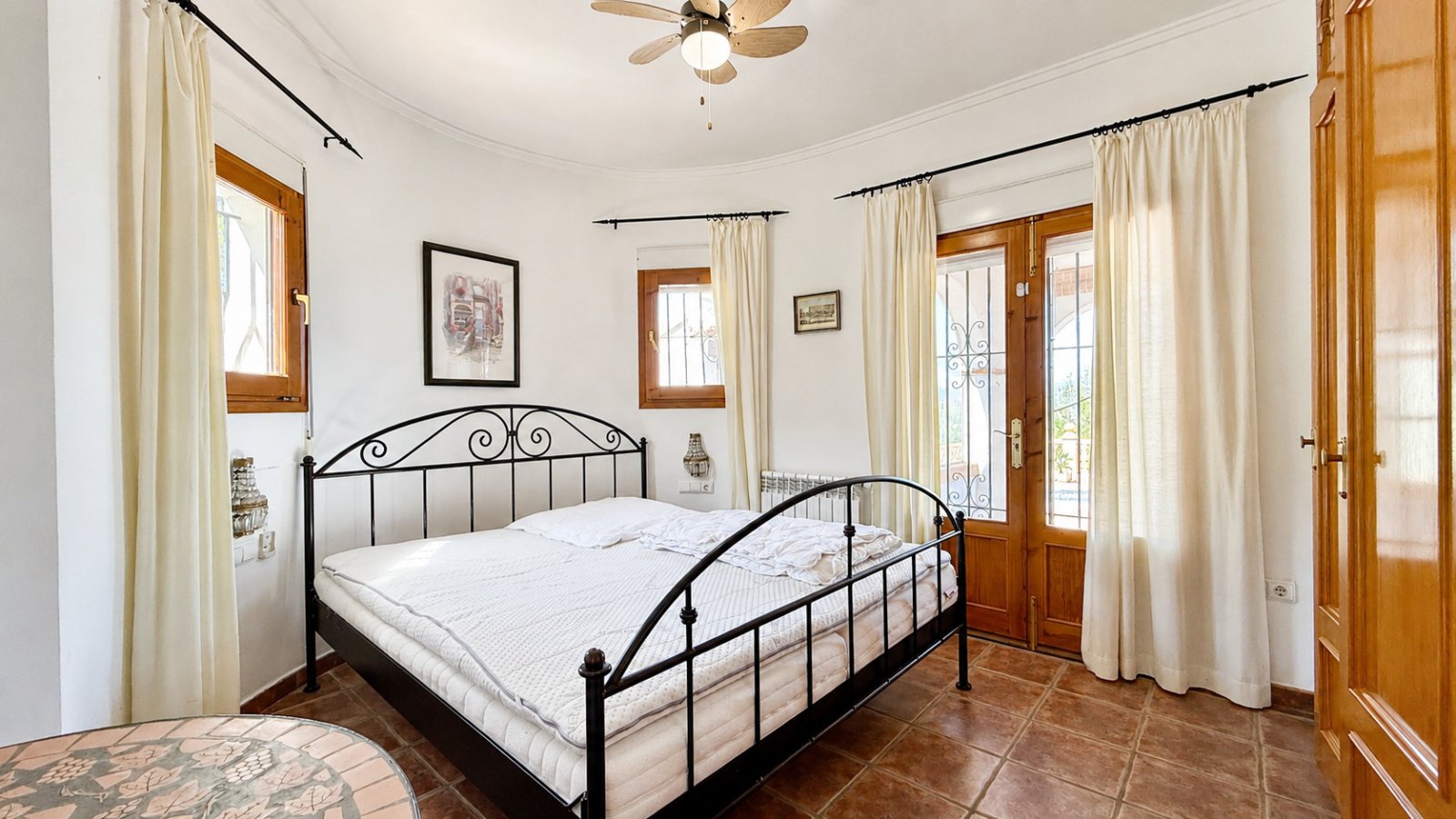 Mediterrane Traumvilla mit Meerblick, Pool und Heizung in ruhiger Lage von Ràfol de Almúnia - 16