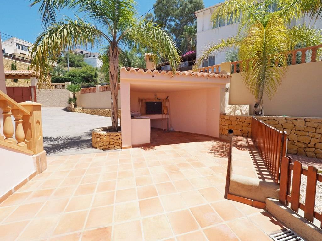 Wunderschöne Villa mit 3 Schlafzimmern, 3 Bädern, Privatpool, Meerblick und direktem Strandzugang - 5