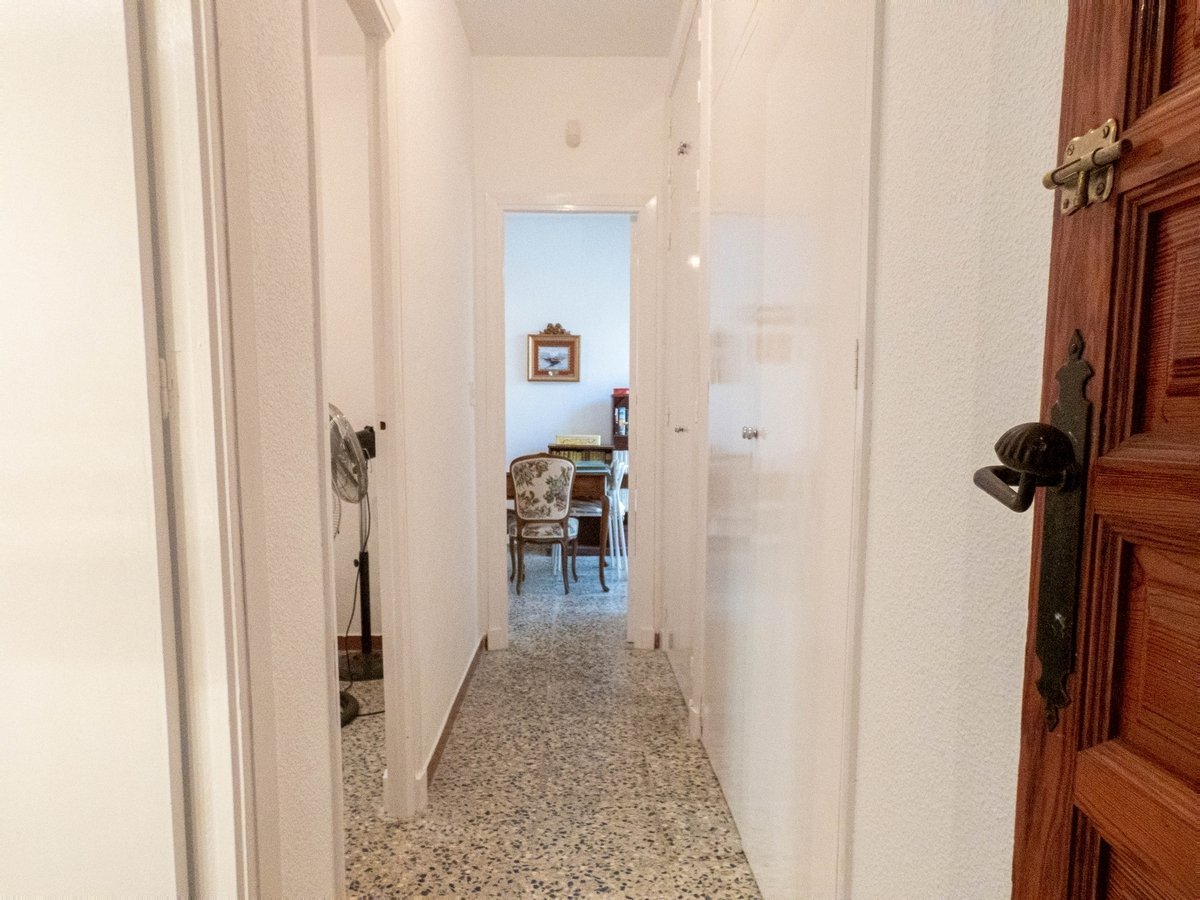 Attraktive Ebenerdige Villa mit 268 m² Wohnfläche auf 800 m² Grundstück - 11