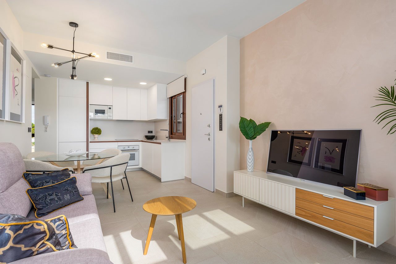 Sehr schöne Obergeschoss-Wohnungen mit 4 Schlafzimmern, 2 Badezimmern, Dachterrasse und 2 Gemeinschaftspool - 8