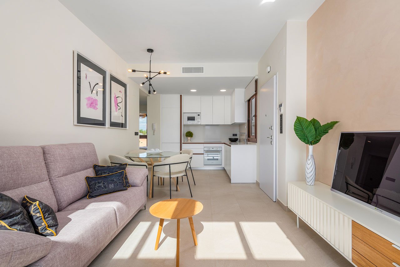 Sehr schöne Obergeschoss-Wohnungen mit 4 Schlafzimmern, 2 Badezimmern, Dachterrasse und 2 Gemeinschaftspool - 12