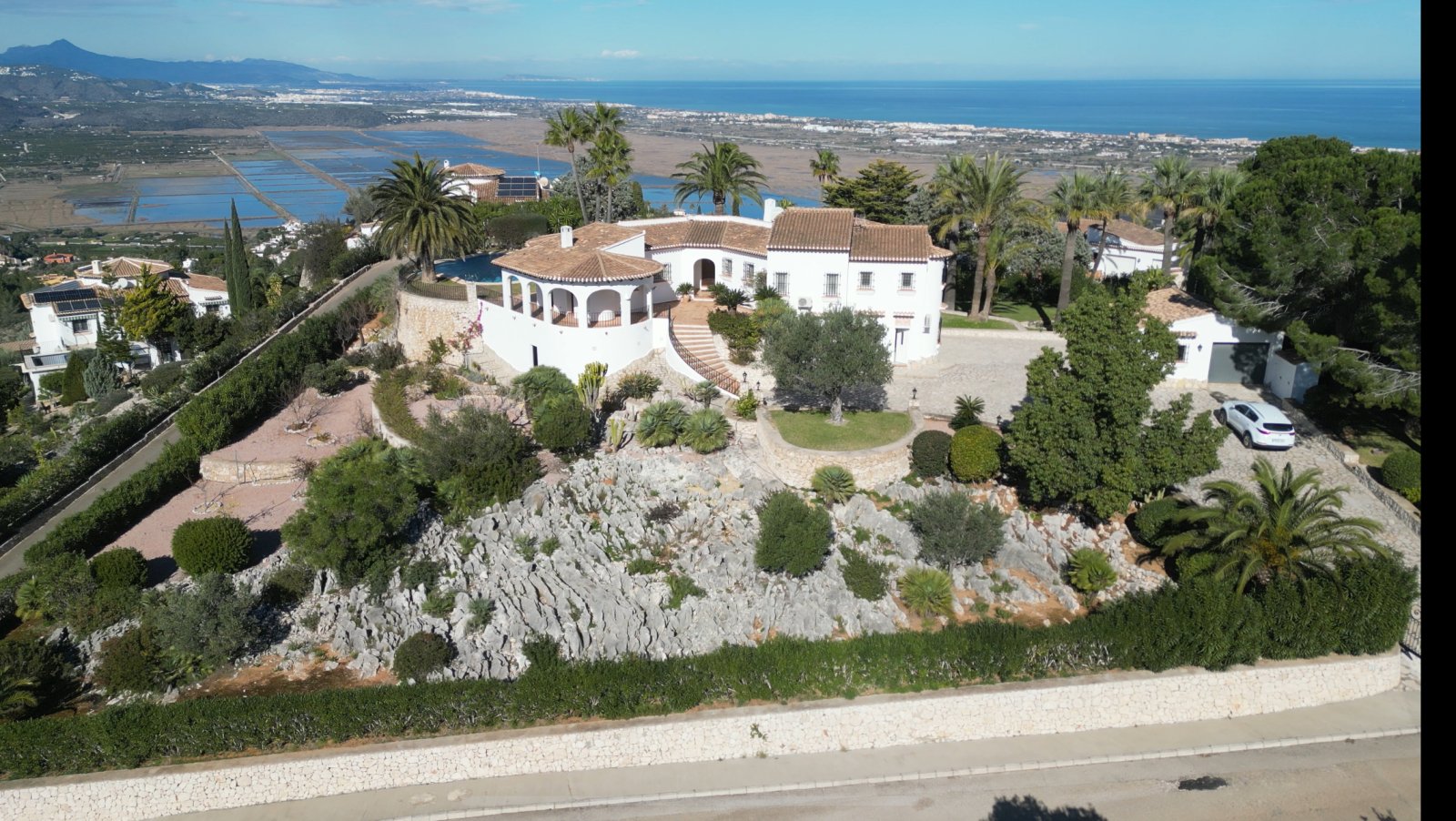 Exklusive Villa im Finca-Stil mit traumhaften Panoramablick, Pool und luxuriösem Gartenparadies am Monte Pego - 2