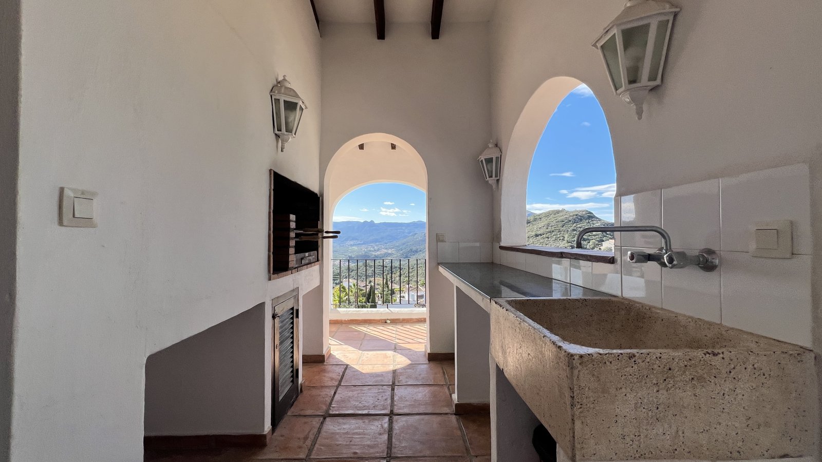 Exklusive Villa im Finca-Stil mit traumhaften Panoramablick, Pool und luxuriösem Gartenparadies am Monte Pego - 28