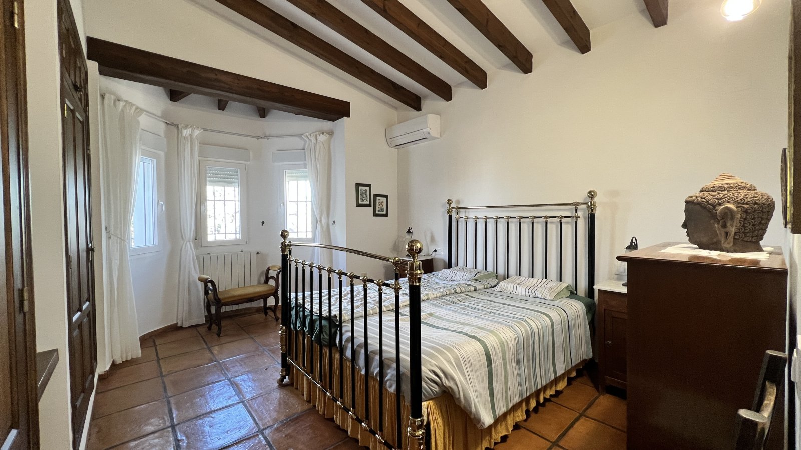 Exklusive Villa im Finca-Stil mit traumhaften Panoramablick, Pool und luxuriösem Gartenparadies am Monte Pego - 17