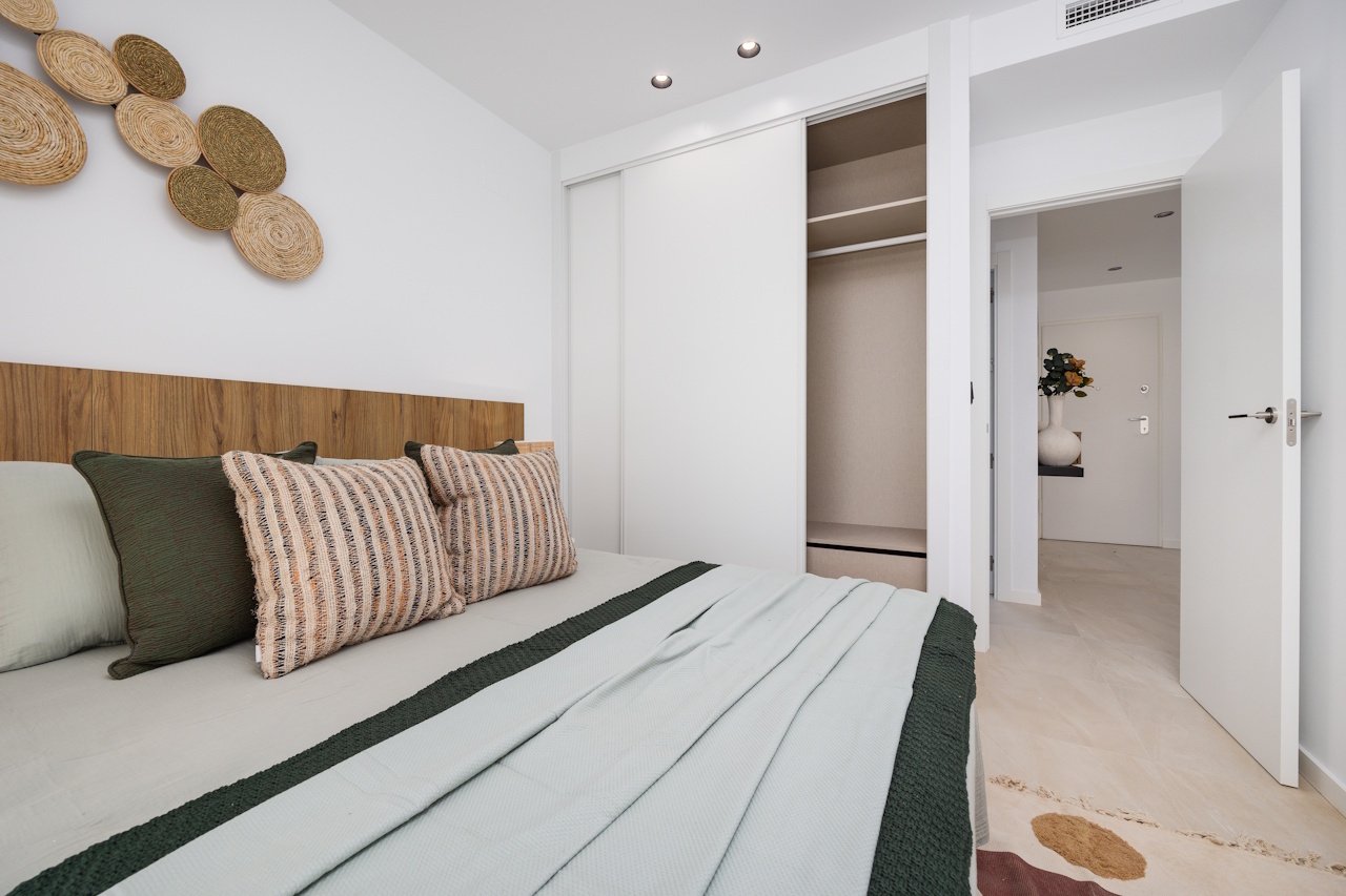 Penthouse-Wohnungen mit 2 Schlafzimmern, 2 Bädern, Tiefgaragenstellplatz und Gemeinschaftspool auf dem La Serena-Golfplatz - 18