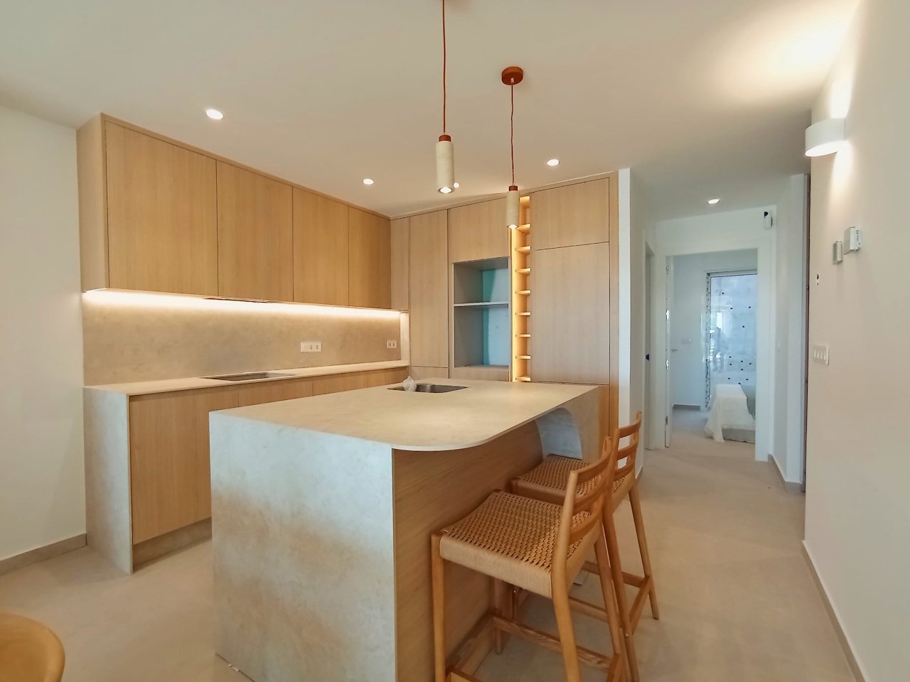 Penthouse-Wohnungen mit 3 Schlafzimmern, 2 Bädern, Dachterrasse, Tiefgaragenstellplatz und Gemeinschaftspool - 12