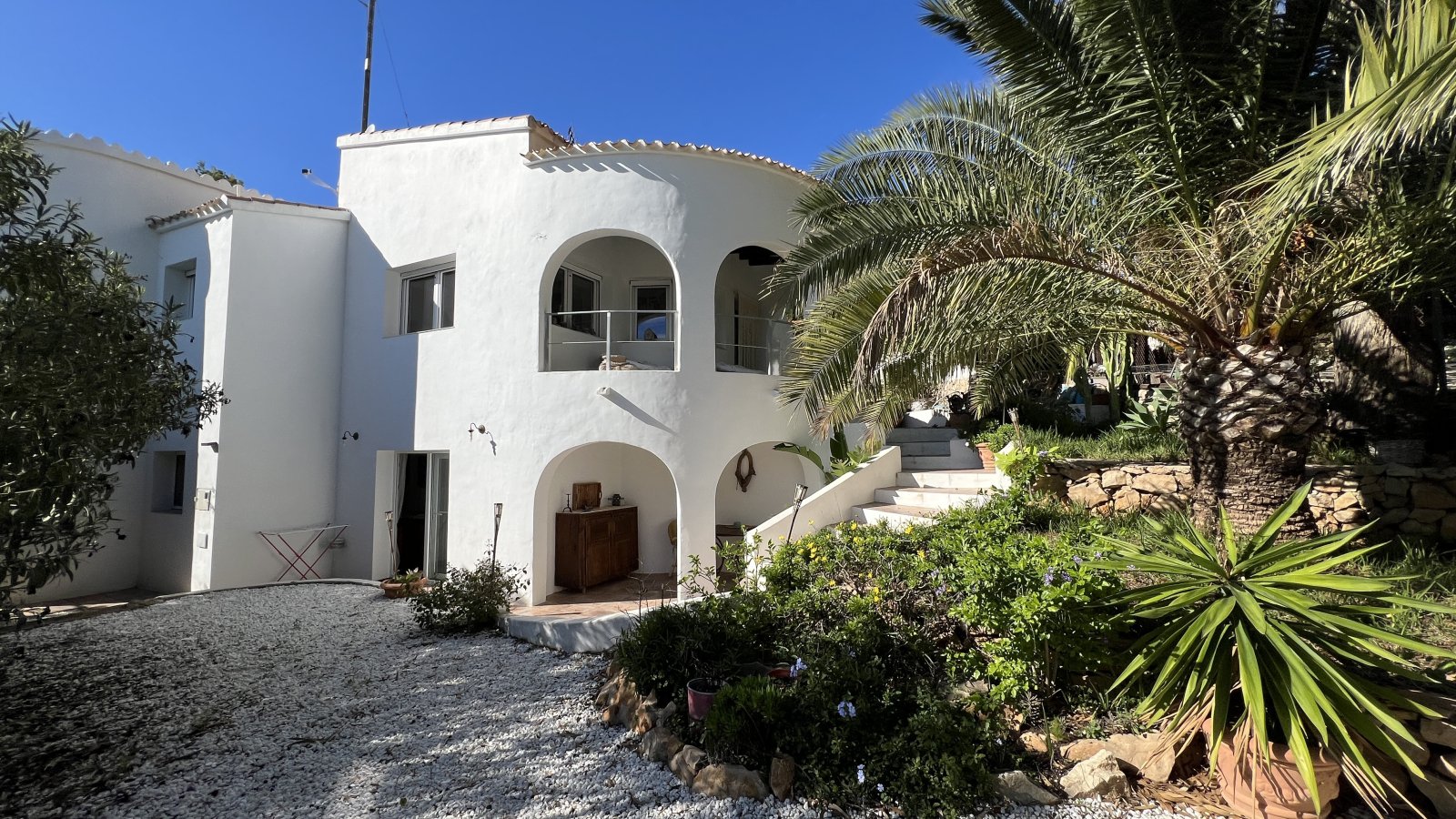 Schön renovierte 3 Schlafzimmer-Villa mit neuem Privatpool in bevorzugtem Wohngebiet - 3