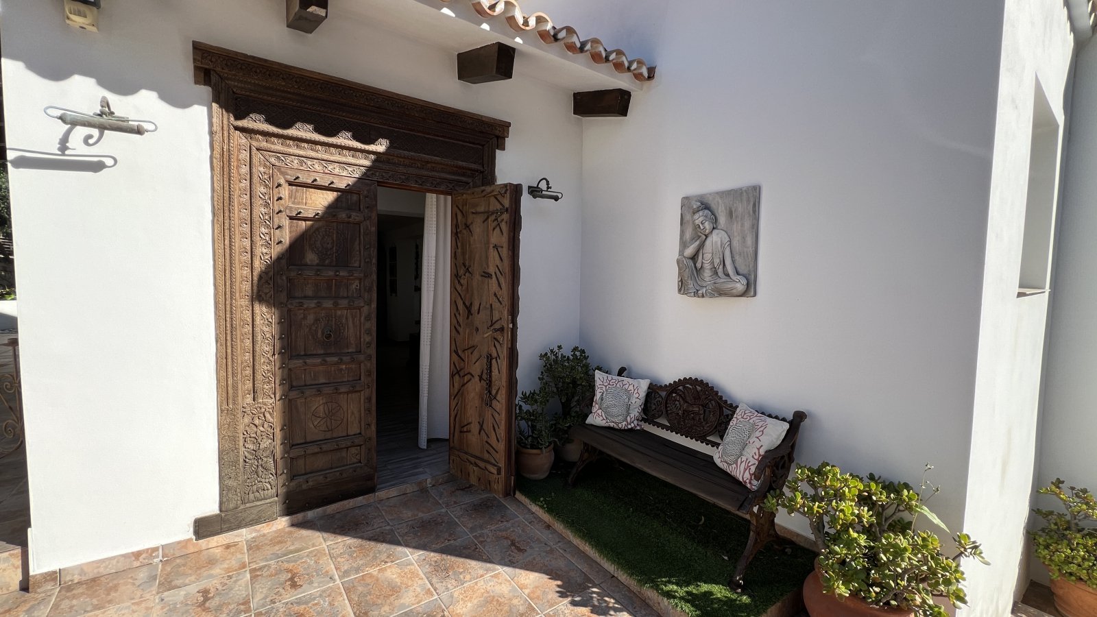 Schön renovierte 3 Schlafzimmer-Villa mit neuem Privatpool in bevorzugtem Wohngebiet - 19