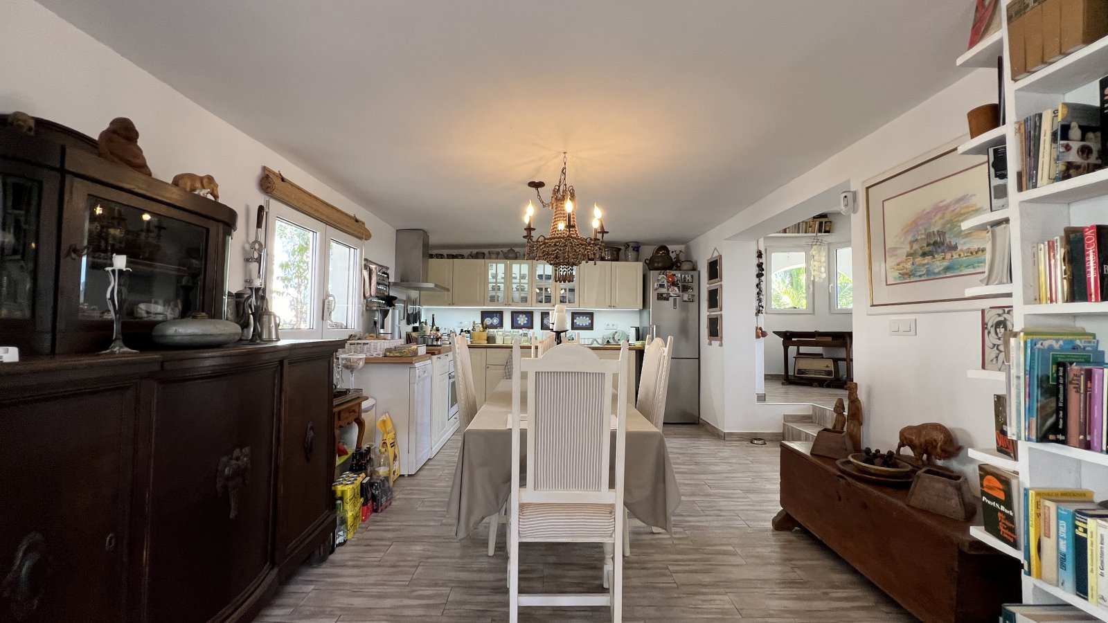 Schön renovierte 3 Schlafzimmer-Villa mit neuem Privatpool in bevorzugtem Wohngebiet - 6