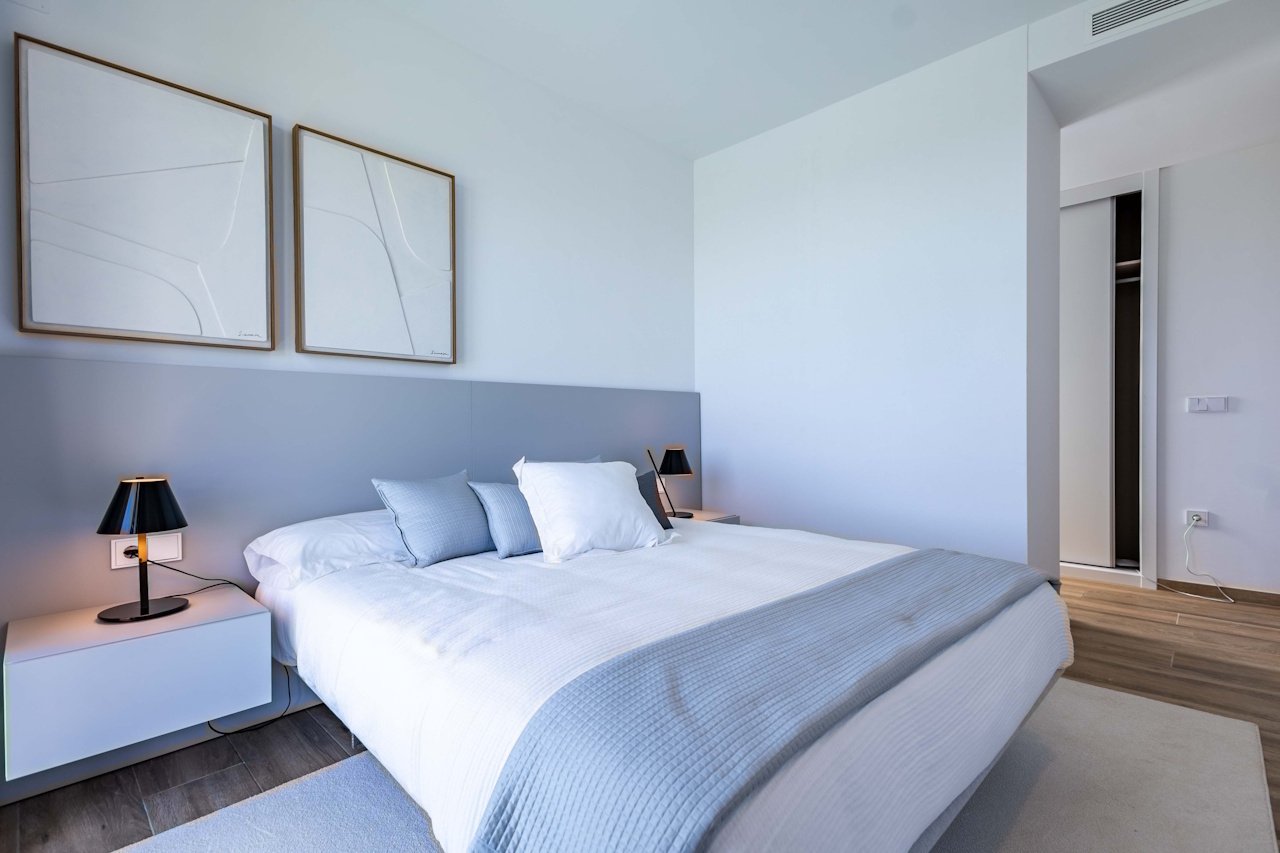 Eingeschossige Villen mit 3 Schlafzimmern, 2 Bädern, optionaler Dachterrasse, Klimaanlage, Meerblick, Kfz-Stellplatz und Privatpool - 16