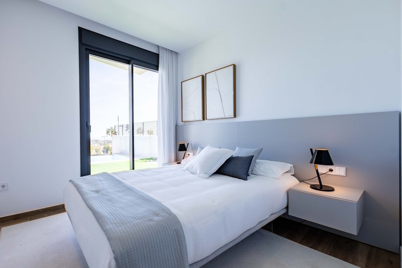 Eingeschossige Villen mit 3 Schlafzimmern, 2 Bädern, optionaler Dachterrasse, Klimaanlage, Meerblick, Kfz-Stellplatz und Privatpool - 15