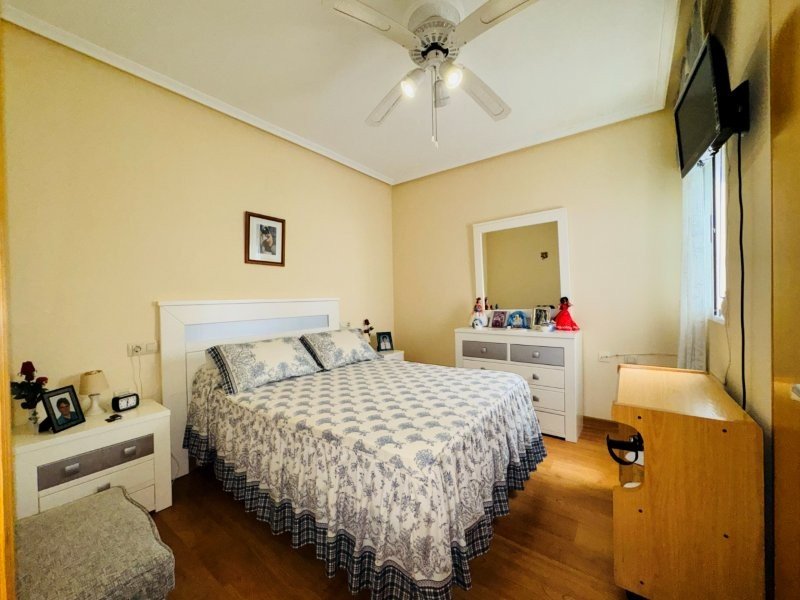 Appartement mit 2 Schlafzimmern, 2 Bädern und Tiefgaragenstellplatz nur 200 m vom Strand - 4
