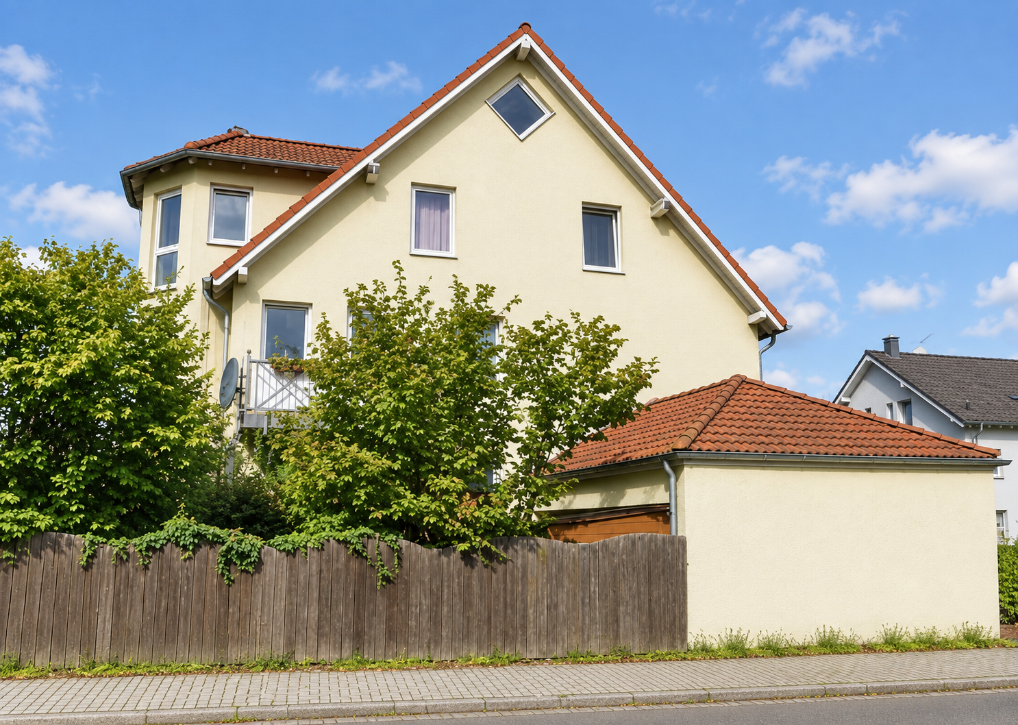 Charmante Maisonette mit Doppelgarage in ruhiger Lage von Köln-Meschenich - 2