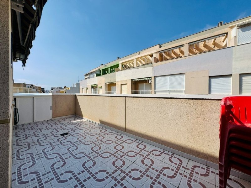 Penthouse-Wohnung mit 2 Schlafzimmern und 1 Bad nur 200 m vom Strand - 2