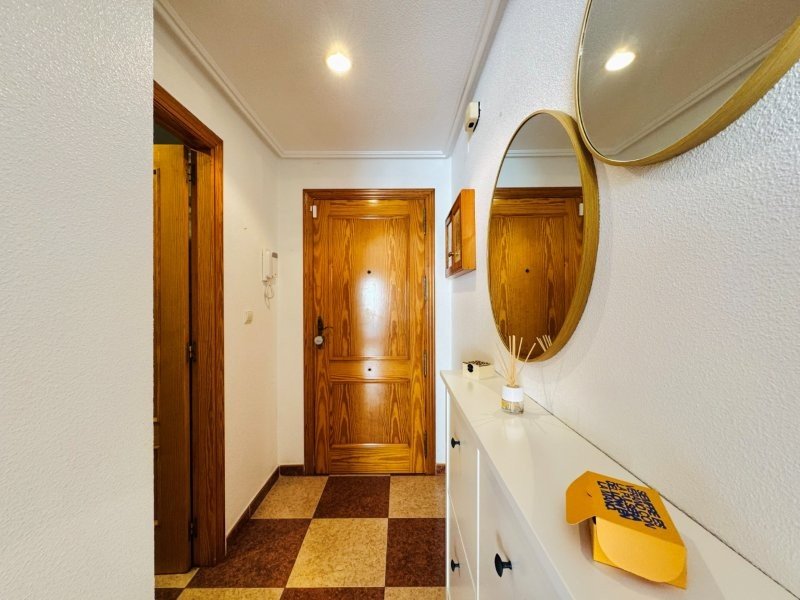 Penthouse-Wohnung mit 2 Schlafzimmern und 1 Bad nur 200 m vom Strand - 6