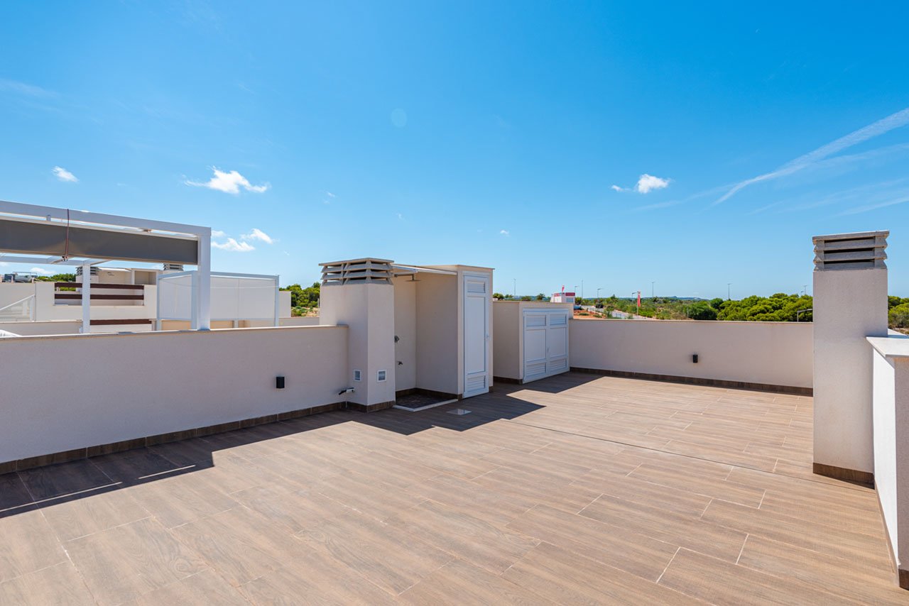 Sehr schöne Obergeschoss-Wohnungen mit 2 Schlafzimmern, 2 Badezimmern, Dachterrasse und 2 Gemeinschaftspool - 21