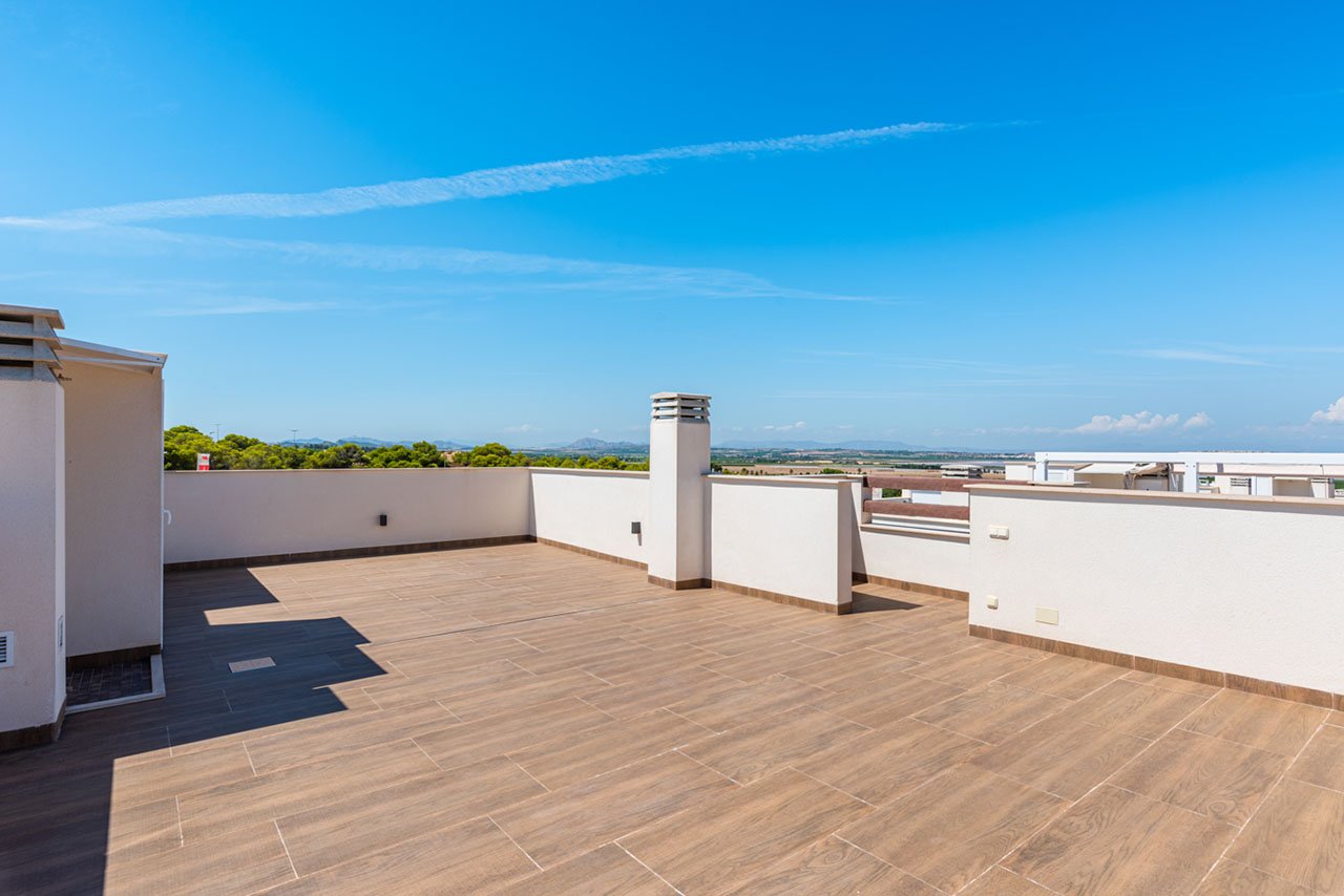 Sehr schöne Obergeschoss-Wohnungen mit 2 Schlafzimmern, 2 Badezimmern, Dachterrasse und 2 Gemeinschaftspool - 20