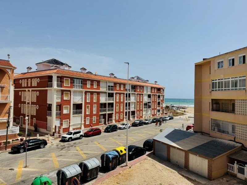 Komplett renovierte Wohnung mit 2 Schlafzimmern und 1 Bad nur 100 m vom Strand - 11