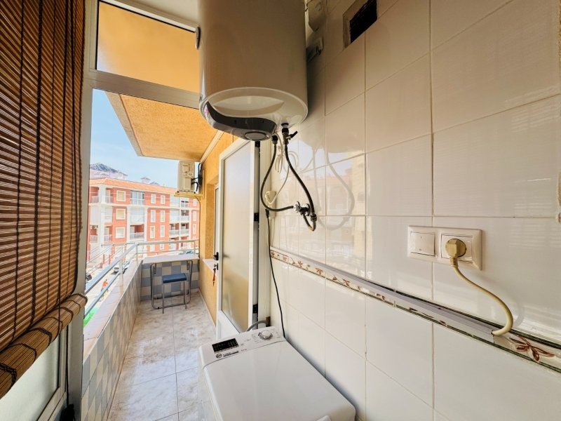 Komplett renovierte Wohnung mit 2 Schlafzimmern und 1 Bad nur 100 m vom Strand - 9