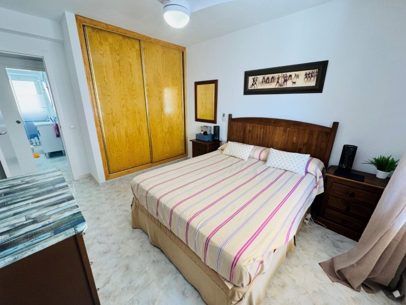 Komplett renovierte Wohnung mit 2 Schlafzimmern und 1 Bad nur 100 m vom Strand - 22