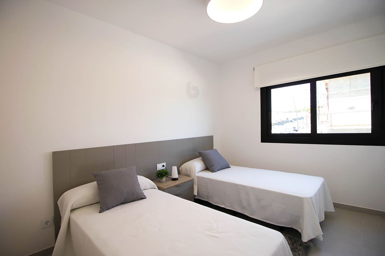Reizvolle Wohnungen mit 3 Schlafzimmern, 2 Bädern und Gemeinschaftspool in einer sehr schönen Golfanlage - 9
