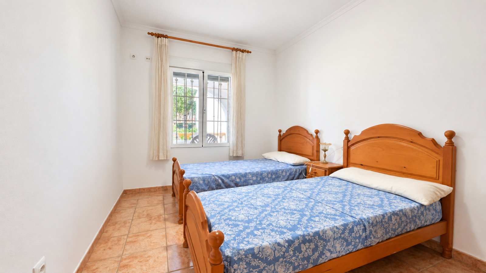 Charmantes Reihenhaus in Strandlage von Dénia mit 3 Schlafzimmern und Garten - 10