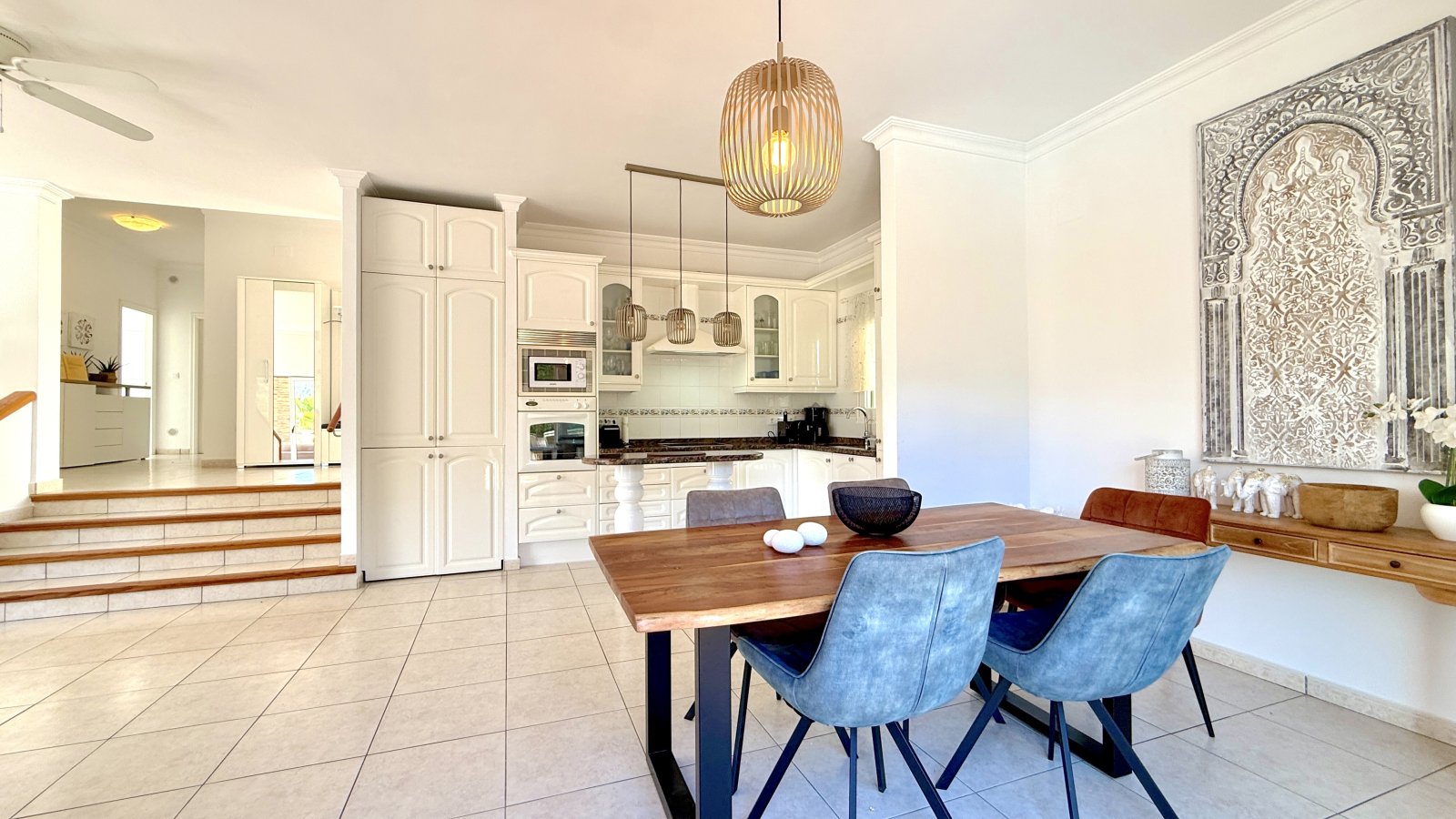 Sehr schöne, uneinsehbare Villa mit herrlicher Fernsicht und vielen Extras und mit Vermietungslizenz - 14