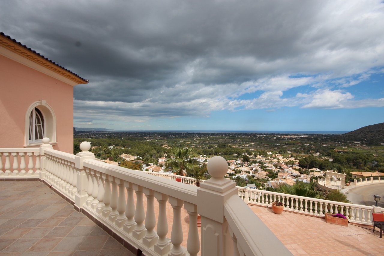 Fantastische Villa mit Meerblick, 5 Schlafzimmern, 4 Bädern, Privatpool und Garage - 6