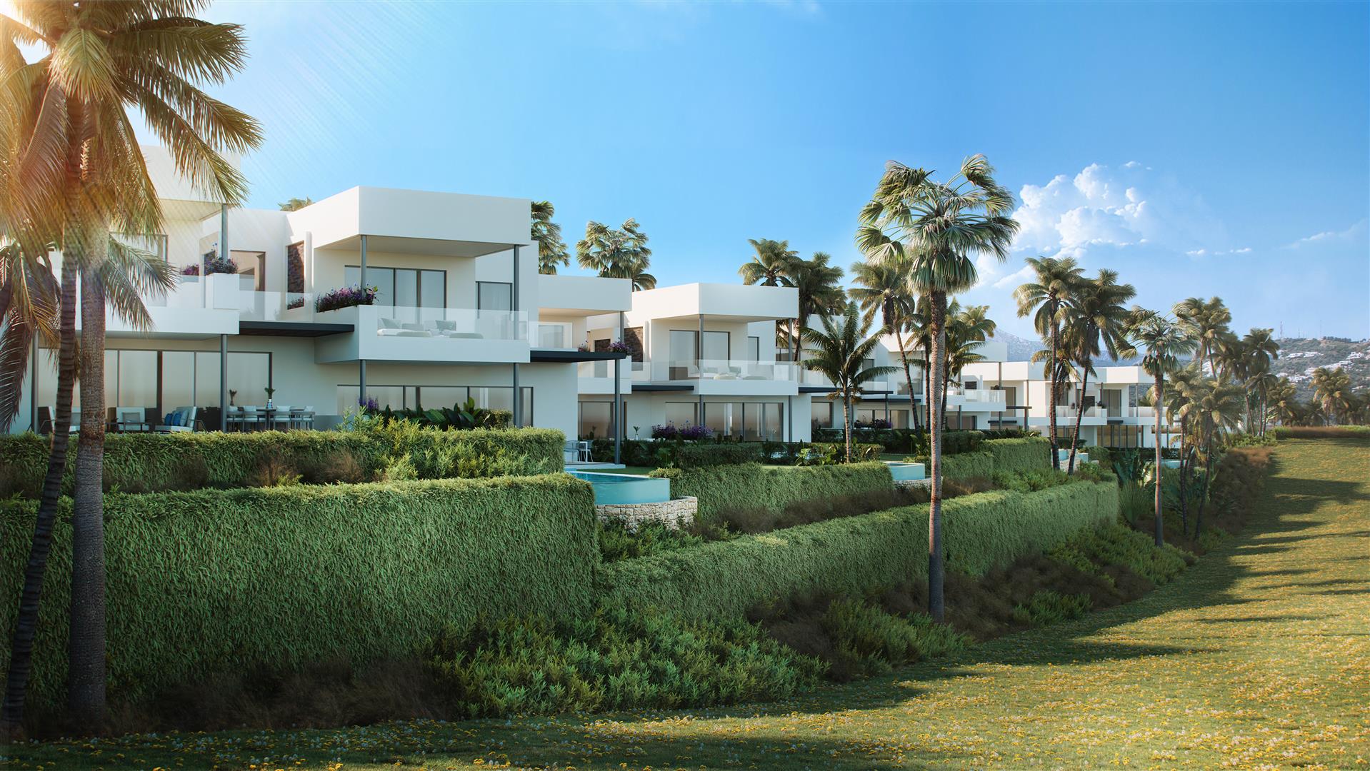 Exklusive Villen und Apartments in Marbella East am Golfplatz kaufen - 2