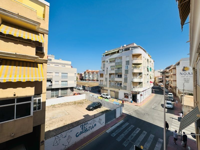 Appartement mit 2 Schlafzimmern und 1 Bad im Zentrum von La Mata nur 100 m vom Strand entfernt - 17
