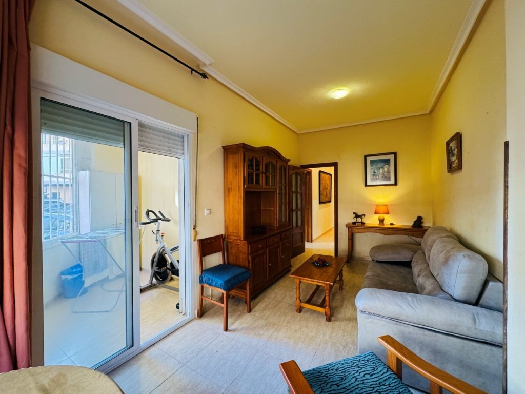 Eine großartige Gelegenheit im Zentrum von La Mata - Erdgeschoss-Wohnung nur 200 Meter vom Strand entfernt - 1
