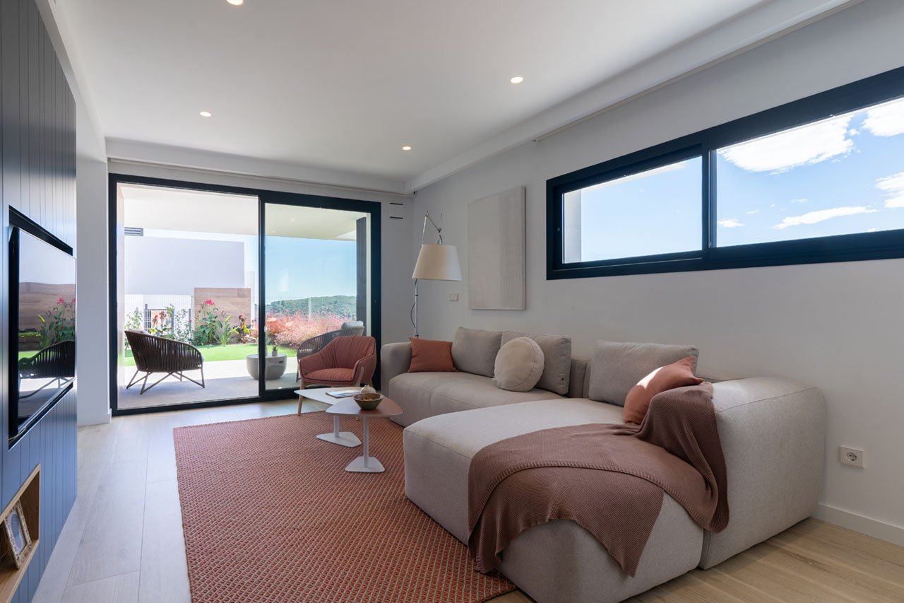 Exklusive Penthouse-Wohnungen mit 2 Schlafzimmern und 2 Bädern in sehr schöner Anlage mit Gemeinschaftspool - 6