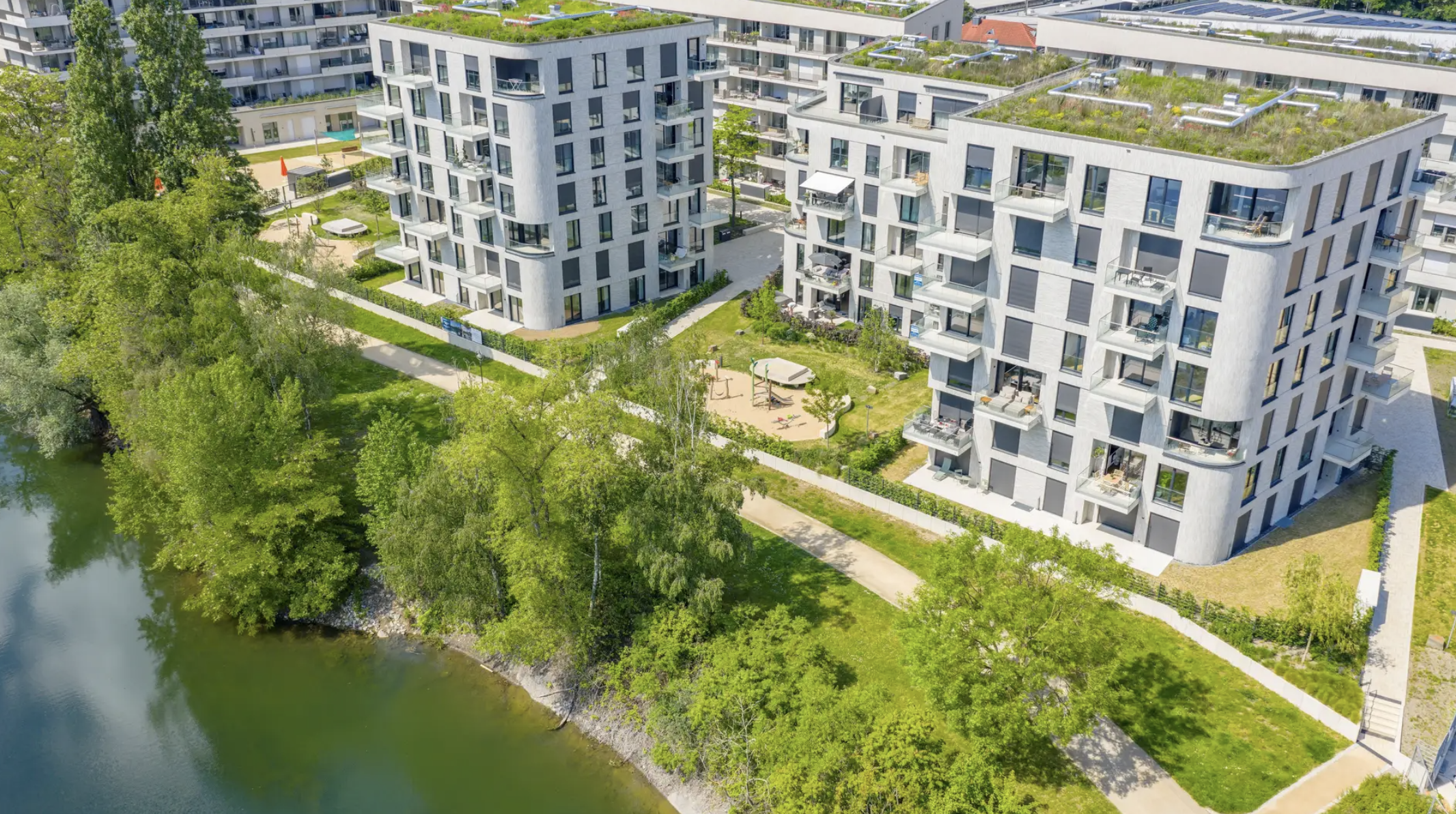 Modernes Wohnen am Wasser - 4-Zimmer-Wohnung mit Südterrasse und Privatgarten - 1