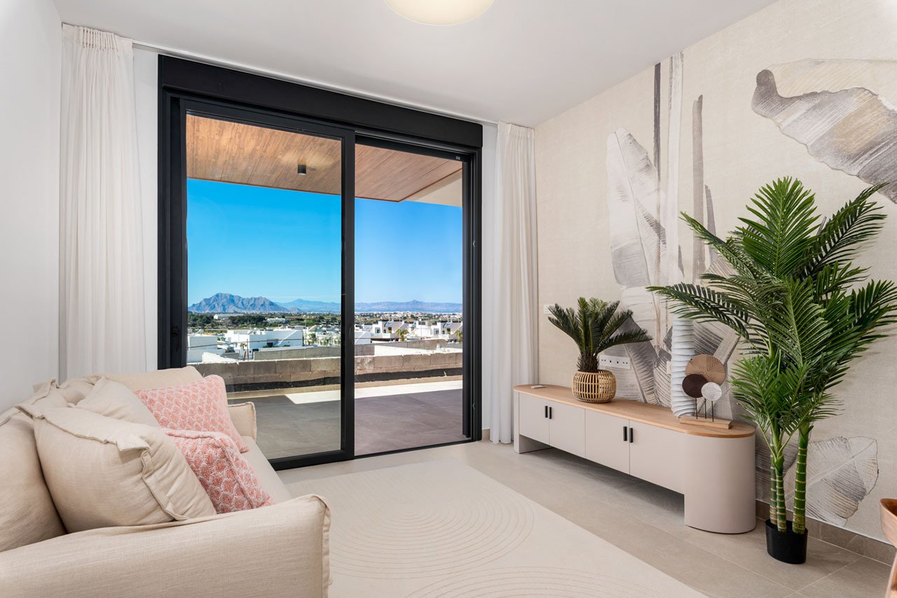 Appartements mit 3 Schlafzimmern, 2 Bädern, Einbauküchen mit Elektrogeräten und Gemeinschaftspool - 6