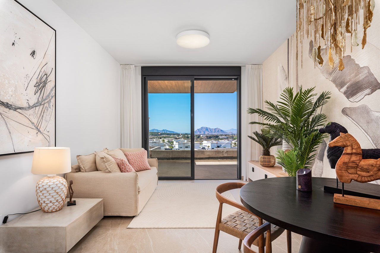 Appartements mit 3 Schlafzimmern, 2 Bädern, Einbauküchen mit Elektrogeräten und Gemeinschaftspool - 5