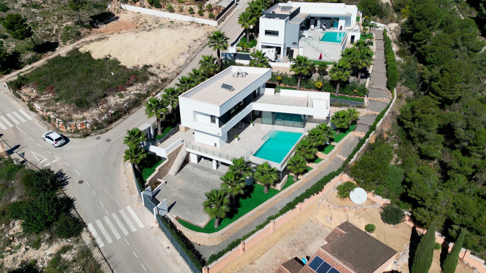 Moderne, aufregende Architektur-Villa in exponierter Lage von Javea mit Vermietungslizenz - 32