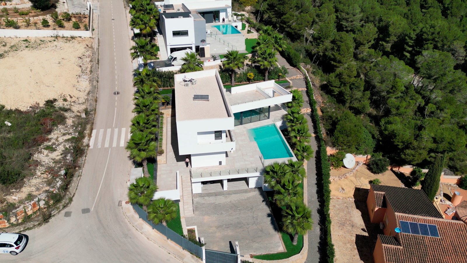 Moderne, aufregende Architektur-Villa in exponierter Lage von Javea mit Vermietungslizenz - 31