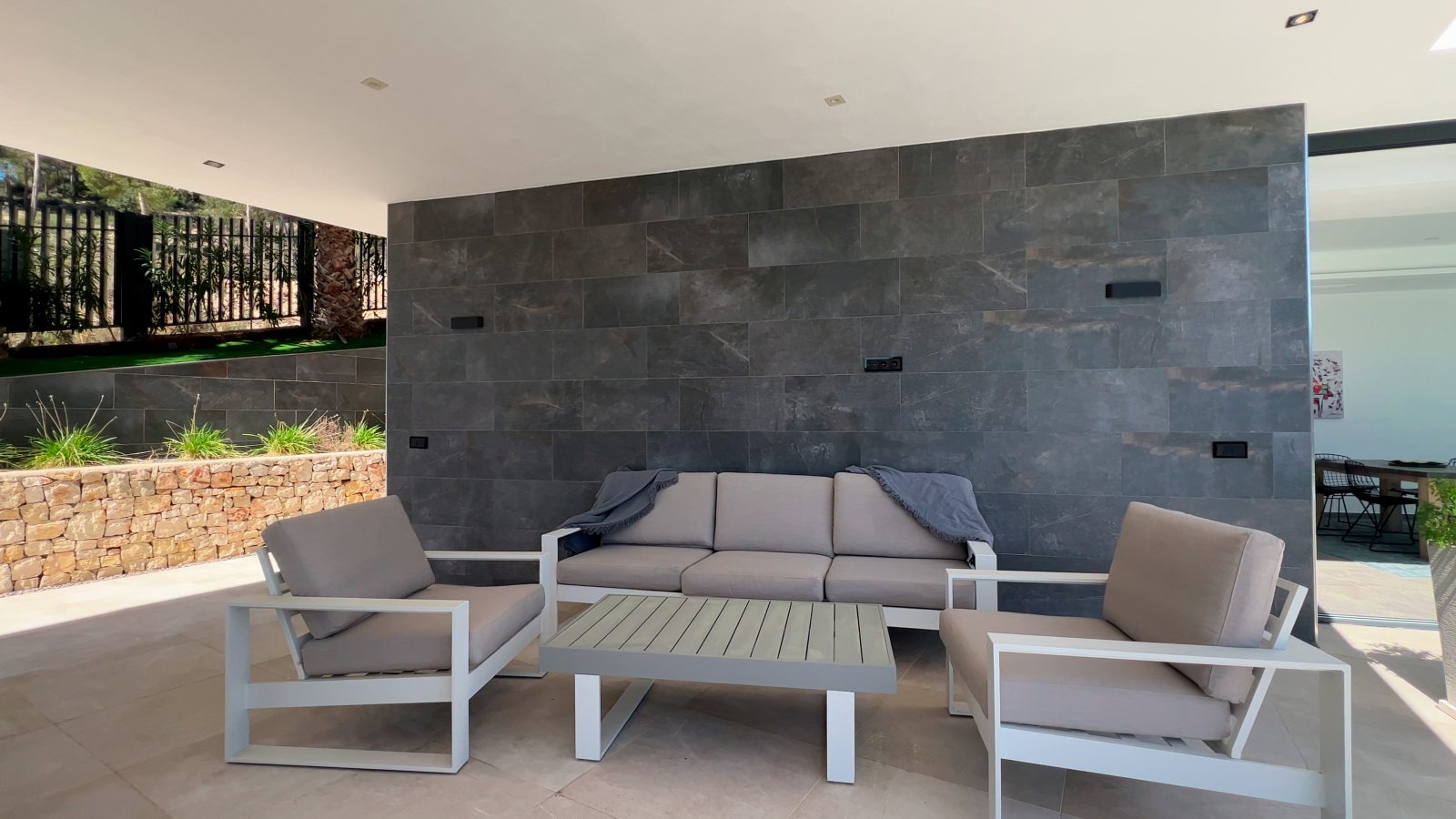 Moderne, aufregende Architektur-Villa in exponierter Lage von Javea mit Vermietungslizenz - 16