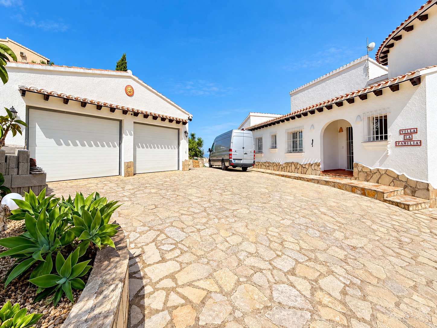 Großzügige, exklusive Villa mit Panoramameerblick, separatem Gästebereich und Doppelgarage - 28