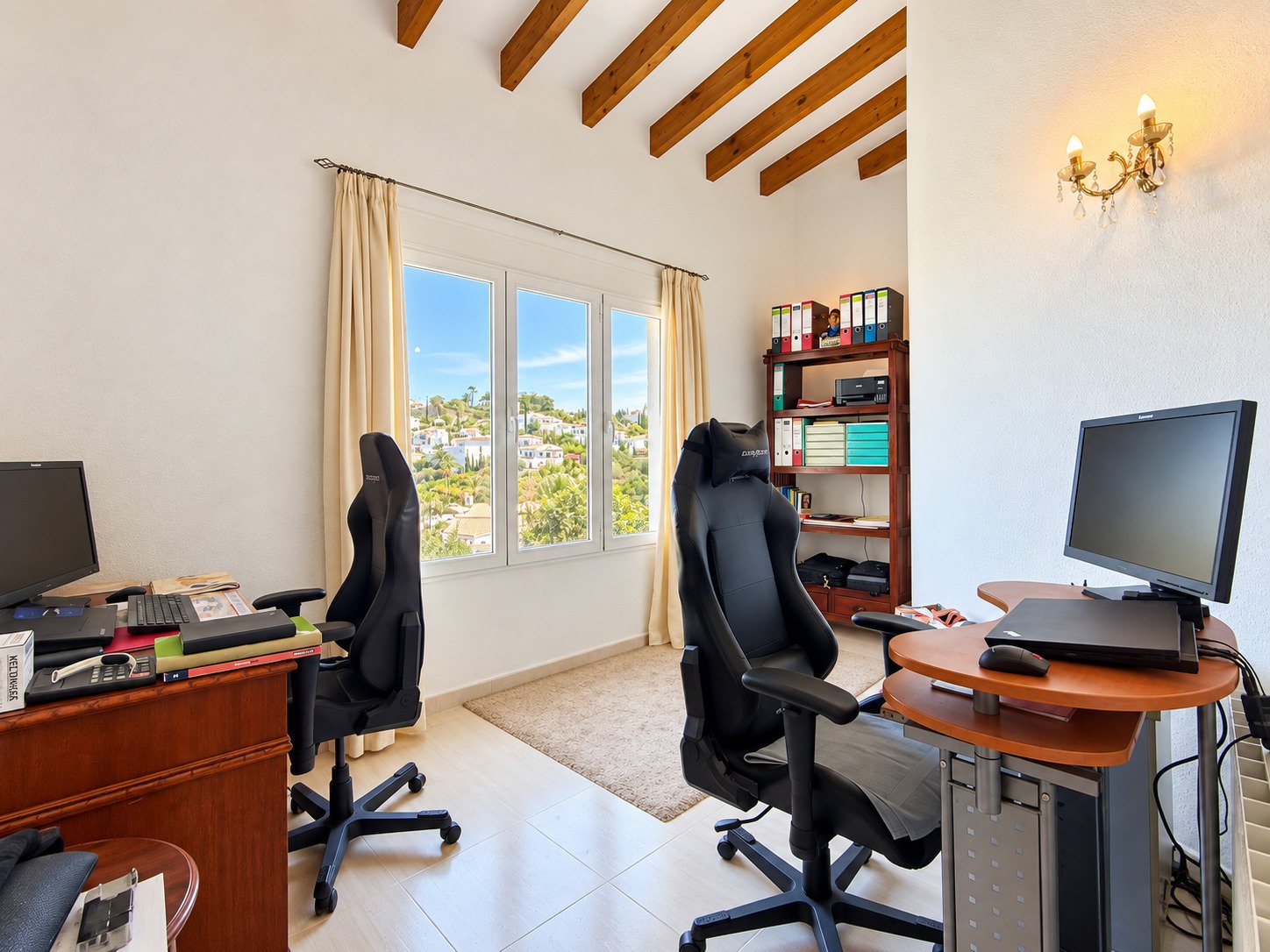 Großzügige, exklusive Villa mit Panoramameerblick, separatem Gästebereich und Doppelgarage - 13