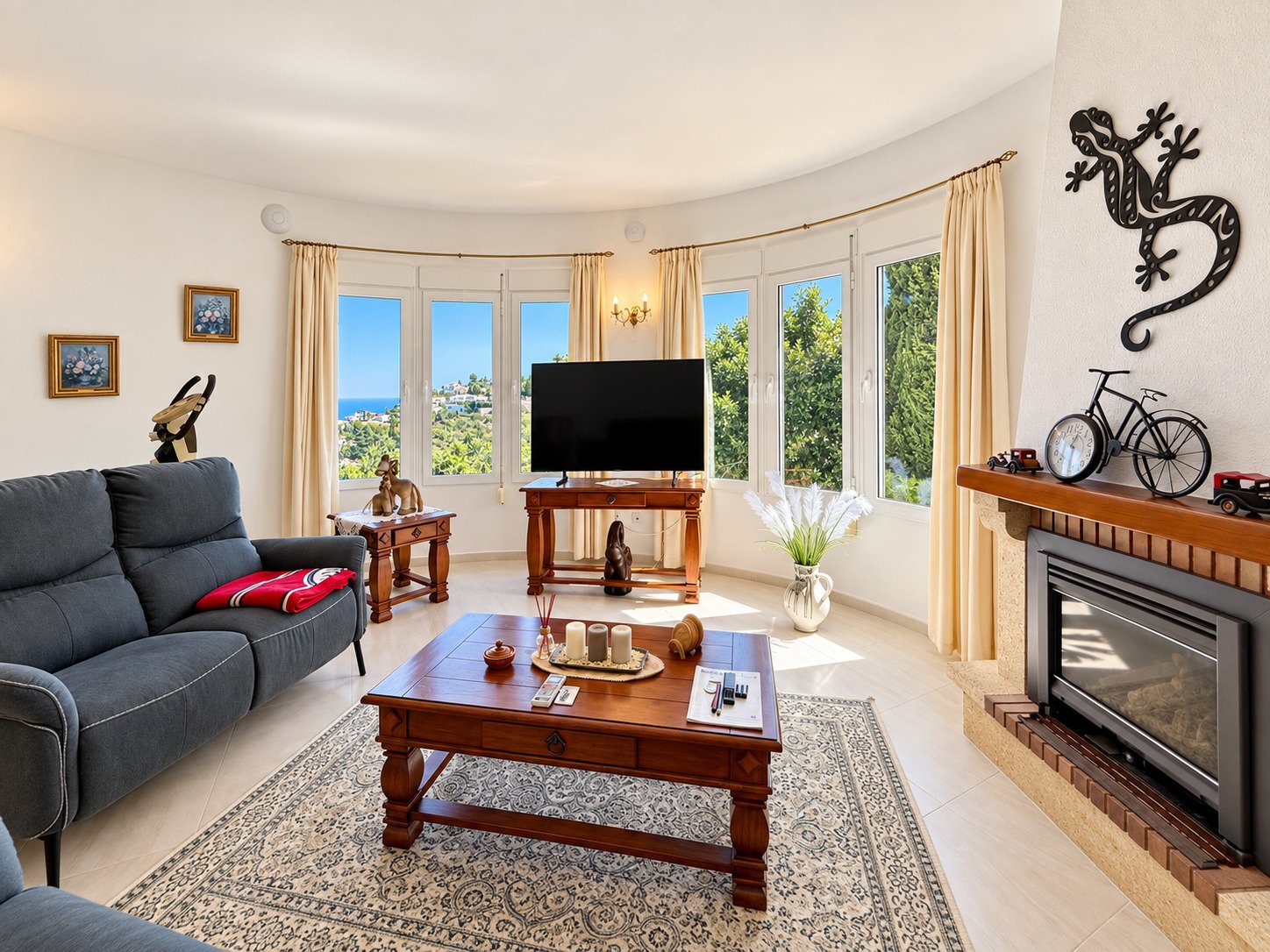 Großzügige, exklusive Villa mit Panoramameerblick, separatem Gästebereich und Doppelgarage - 10