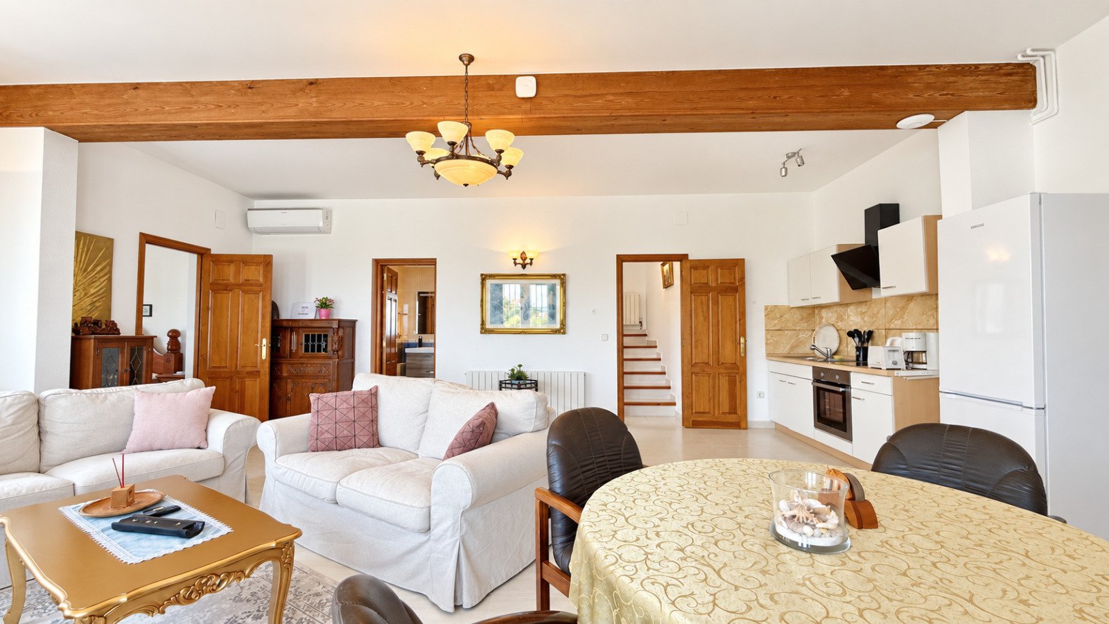 Großzügige, exklusive Villa mit Panoramameerblick, separatem Gästebereich und Doppelgarage - 22