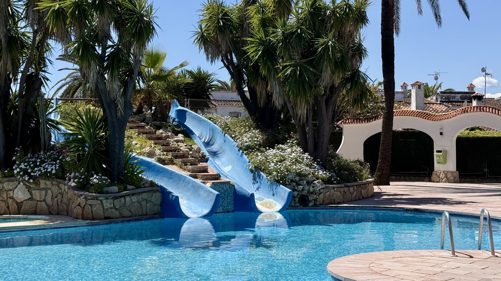 Sehr gepflegtes Reihenhaus mit 3 Schlafzimmern in der beliebten Ferienanlage El Palmar mit großer Poollandschaft - 6