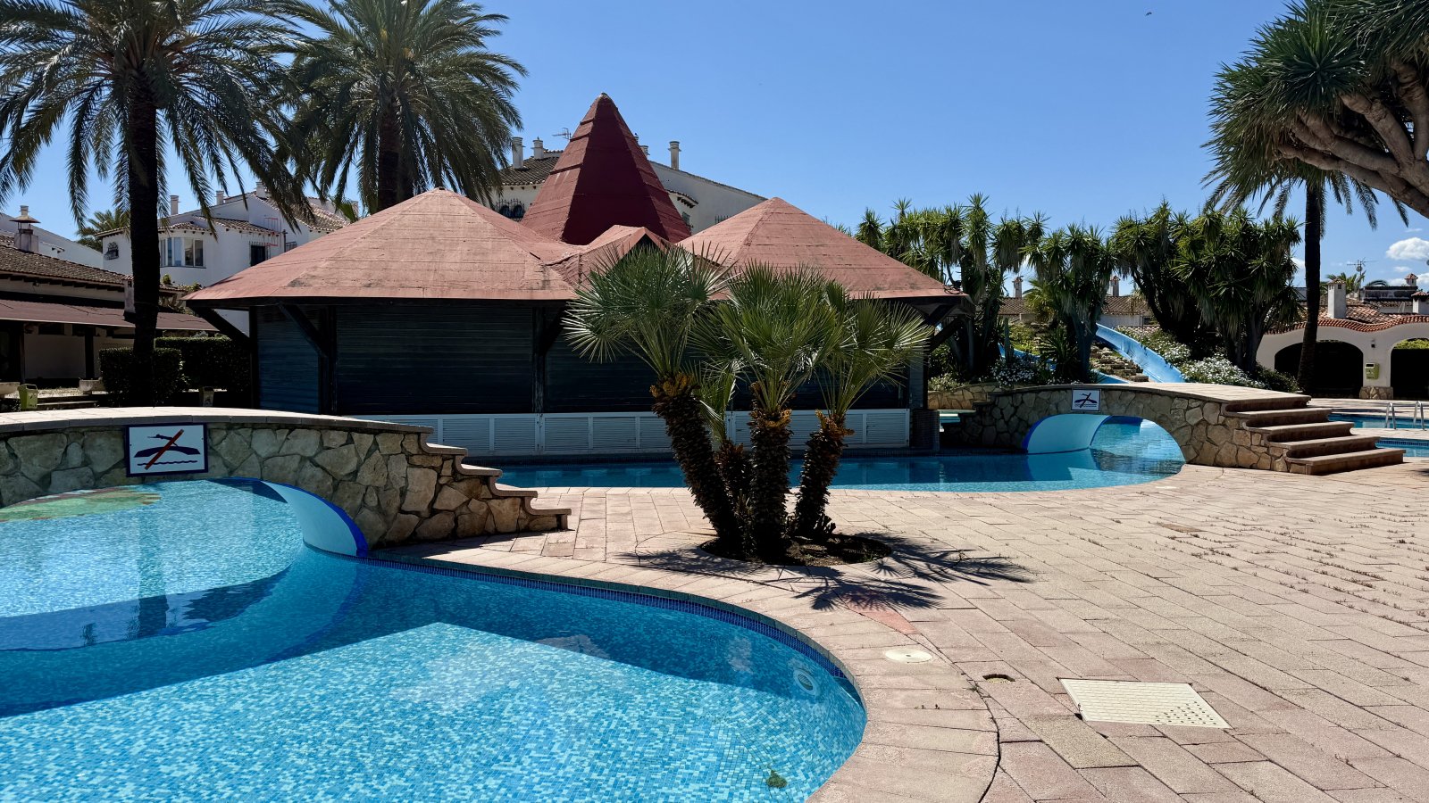Sehr gepflegtes Reihenhaus mit 3 Schlafzimmern in der beliebten Ferienanlage El Palmar mit großer Poollandschaft - 12