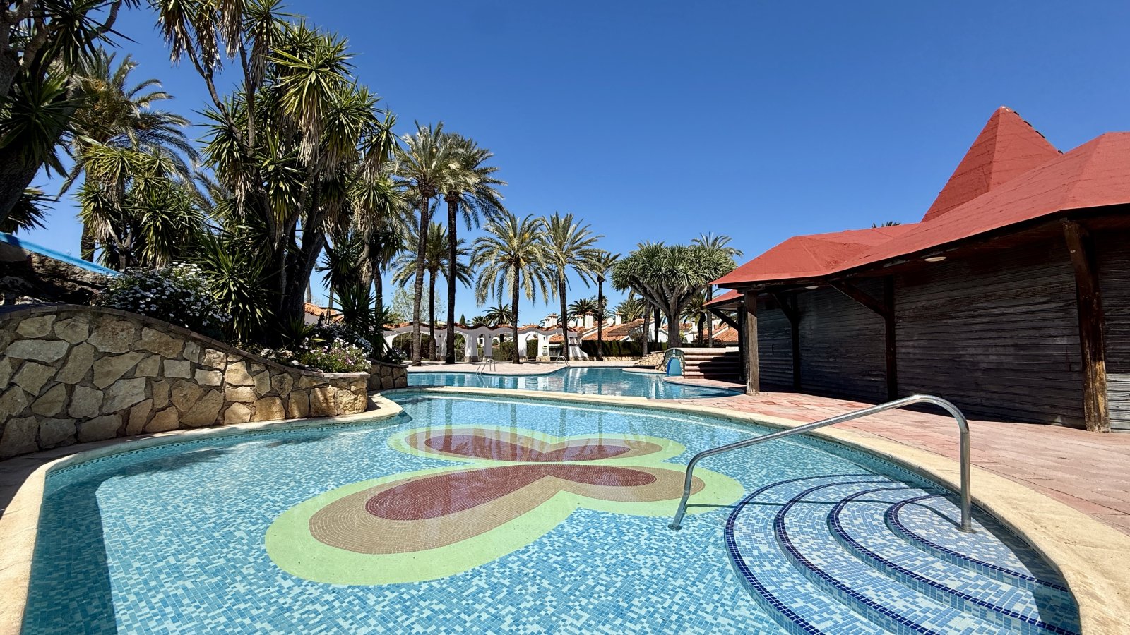 Sehr gepflegtes Reihenhaus mit 3 Schlafzimmern in der beliebten Ferienanlage El Palmar mit großer Poollandschaft - 7