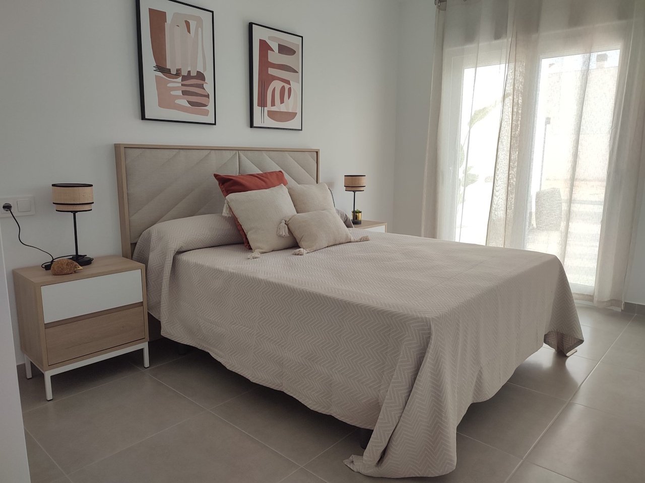 Wunderschöne Villen mit 3 Schlafzimmern, 2 Bädern, Dachterrasse und Privatpool - 13