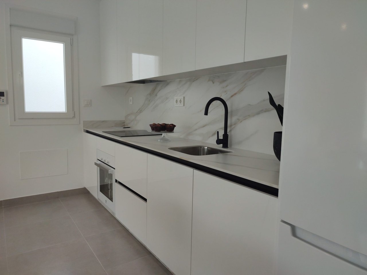 Wunderschöne Villen mit 3 Schlafzimmern, 2 Bädern, Dachterrasse und Privatpool - 10