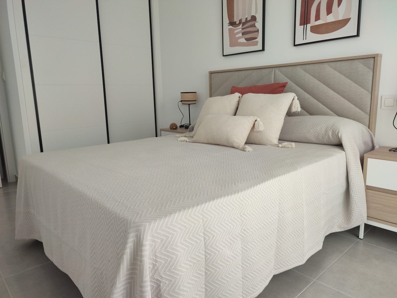 Wunderschöne Villen mit 3 Schlafzimmern, 2 Bädern, Dachterrasse und Privatpool - 15