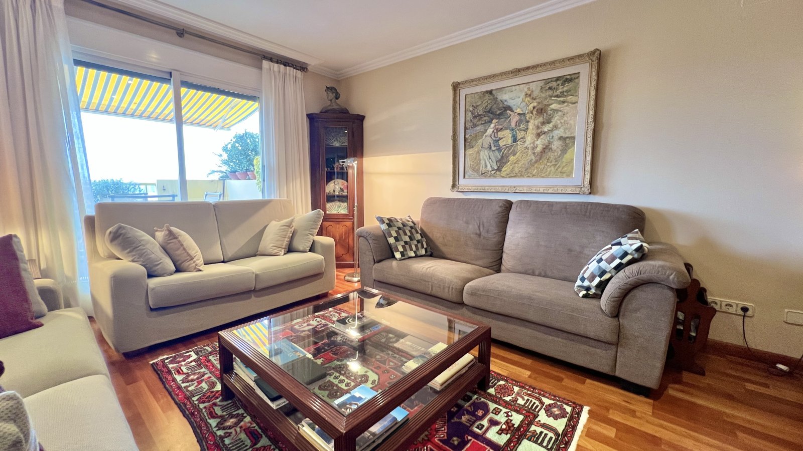 Exklusives Duplex-Penthouse mit 4 Schlafzimmern und privatem Pool auf der Dachterrasse - 3