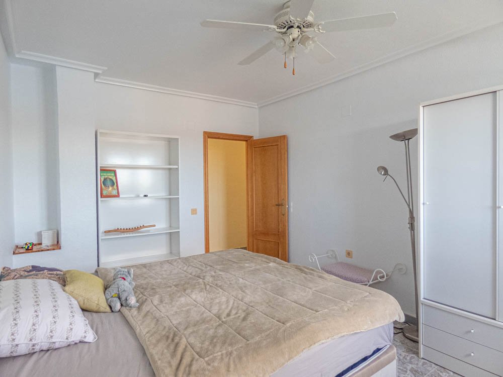 Wunderschöne renovierte Landhaus-Villa mit 7 Schlafzimmern, 7 Bädern, Klimaanlage, Zentralheizung, Doppelgarage und beheizbarem Privatpool - 34